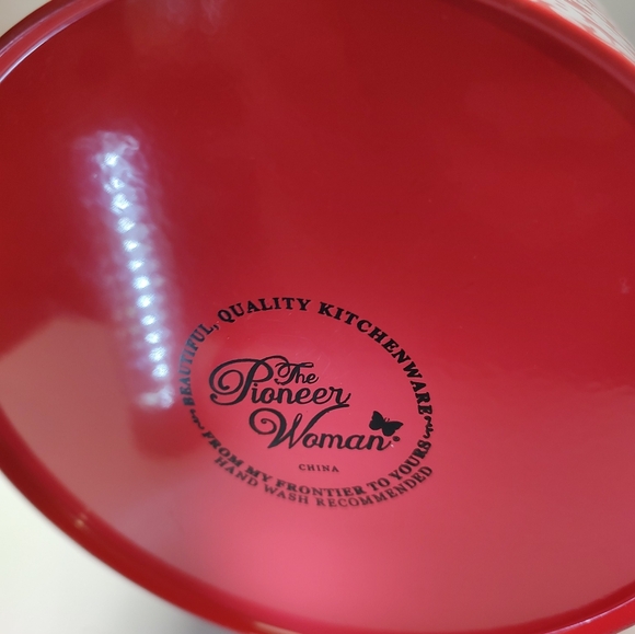 The Pioneer Woman flea market treat canister red and white tin canister - Picture 8 of 11